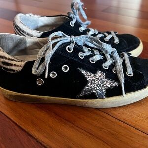 Golden Goose with Glitter Star